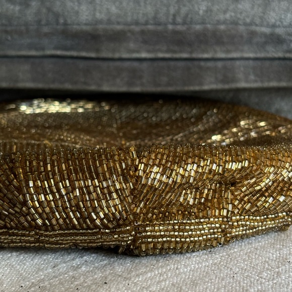 Vintage Warren Reed gold beaded clutch - Picture 7 of 9